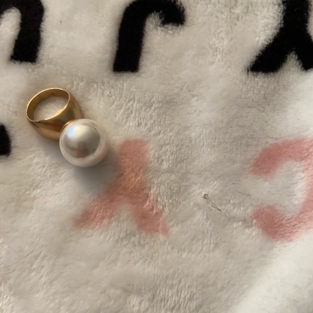 Faux pearl bracelet and cocktail ring set